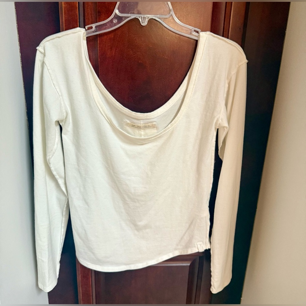 We The Free EUC White Deep Scoop Neck Exposed Seam Long Sleeve Top L